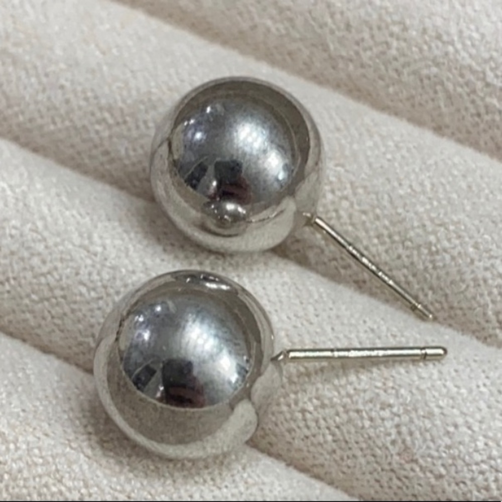 Tiffany & Co sterling silver stud earrings, 10mm